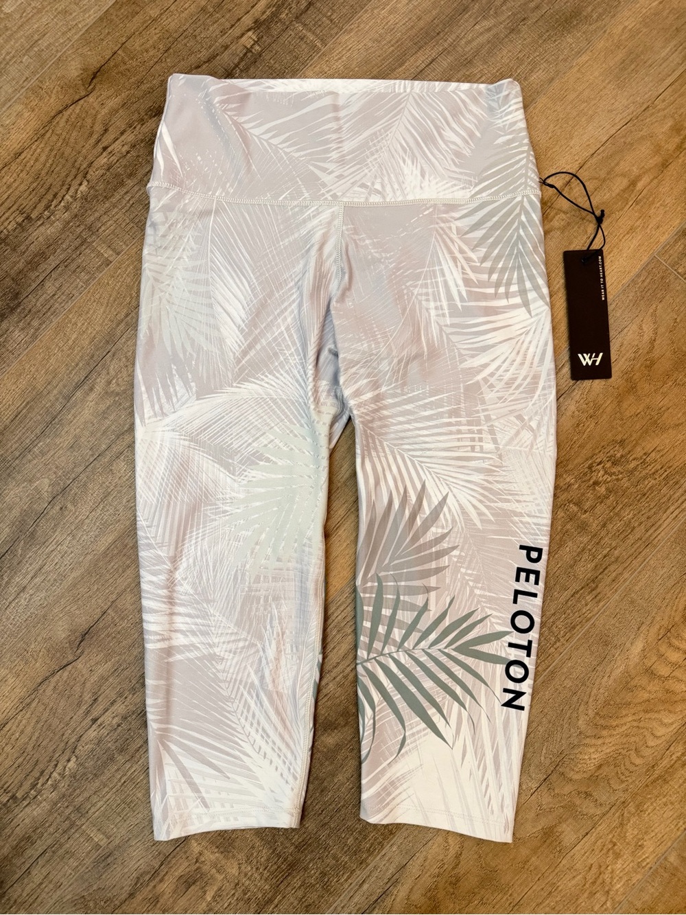 NEW Wear it to Heart x Peloton Womens XL Cropped Capri Leggings High Waist Palms